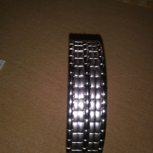 💜💜FINAL SALE!! FINAL💜💜 Stainless Steel Bangle - Picture 6 of 6